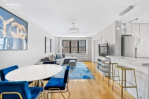 Rented by Sotheby's International Realty | media 2