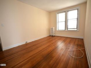 2452 44th St APT C2, Astoria, NY 11103