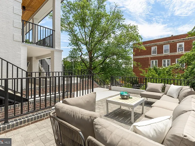 733 Euclid St NW #101 — Photo 29