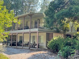 18121 Forest Rd, Lakehead, CA 96051