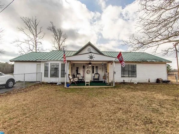 645 Carroll Rd, Michie, TN 38357