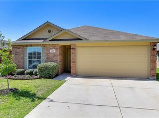 1607 Windridge Dr, Lockhart, TX 78644