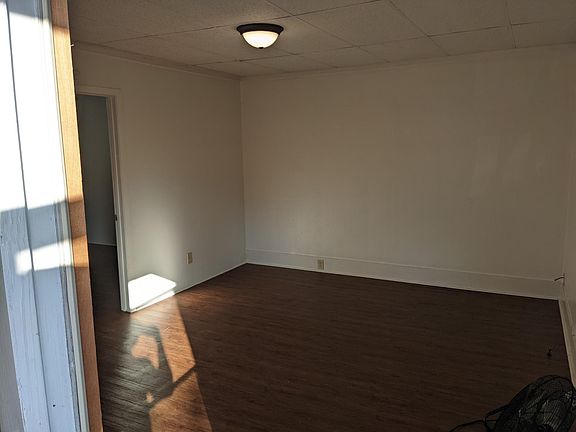 5th image of 802 N Franklin St #A