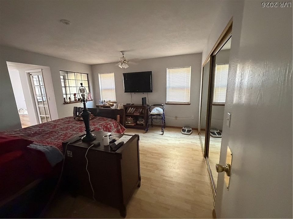 2nd image of 4706 Obannon Dr APT B