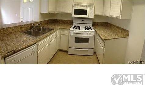3rd image of 24145 Del Monte Dr Unit 332