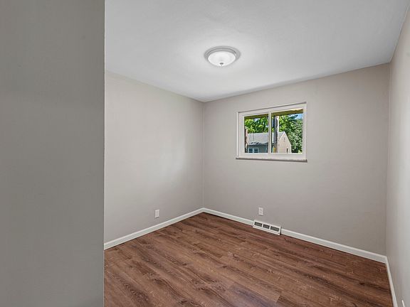 5th image of 9911 Benson Ave