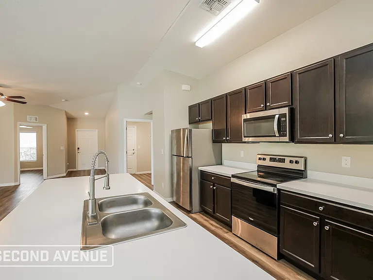 2512 54th St SW — Photo 6