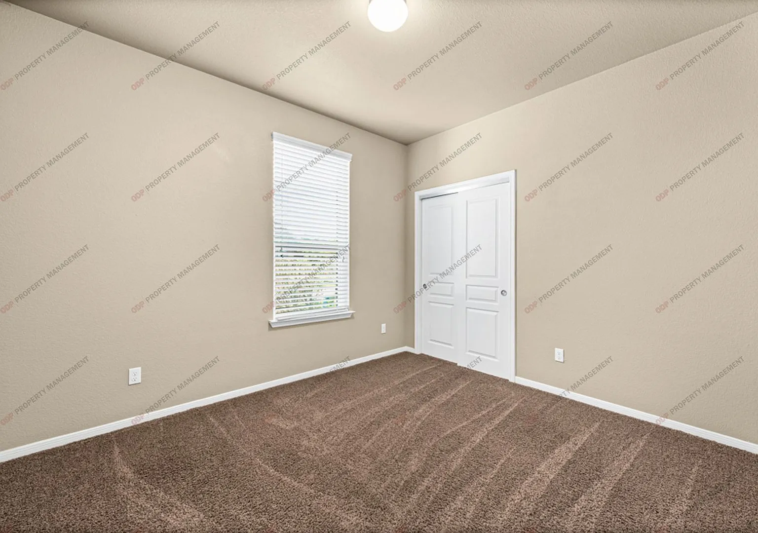 3 Bed-2 Bath- Wyndham Neighborhood-Academy ISD — Photo 4