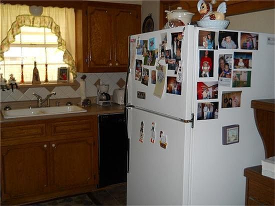3rd image of 124 Briar Ln