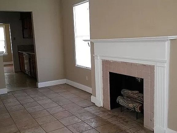 3rd image of 3698 Rockwood Ave