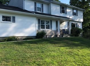 721 Fieldstone Ct, Yorktown Heights, NY 10598