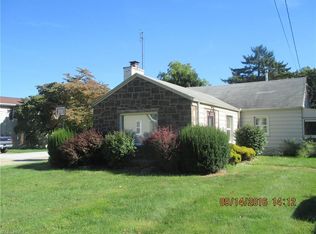 386 Center St, Struthers, OH 44471