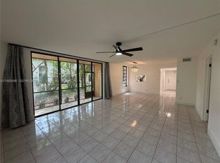 Lago West, Fort Lauderdale, FL 33325