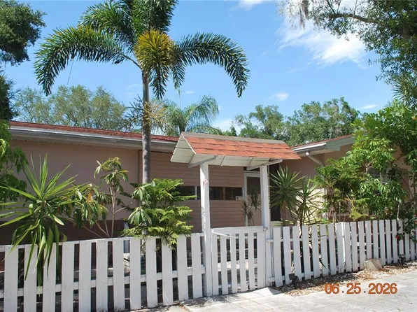 1515 Nebraska Ave, Palm Harbor, FL 34683