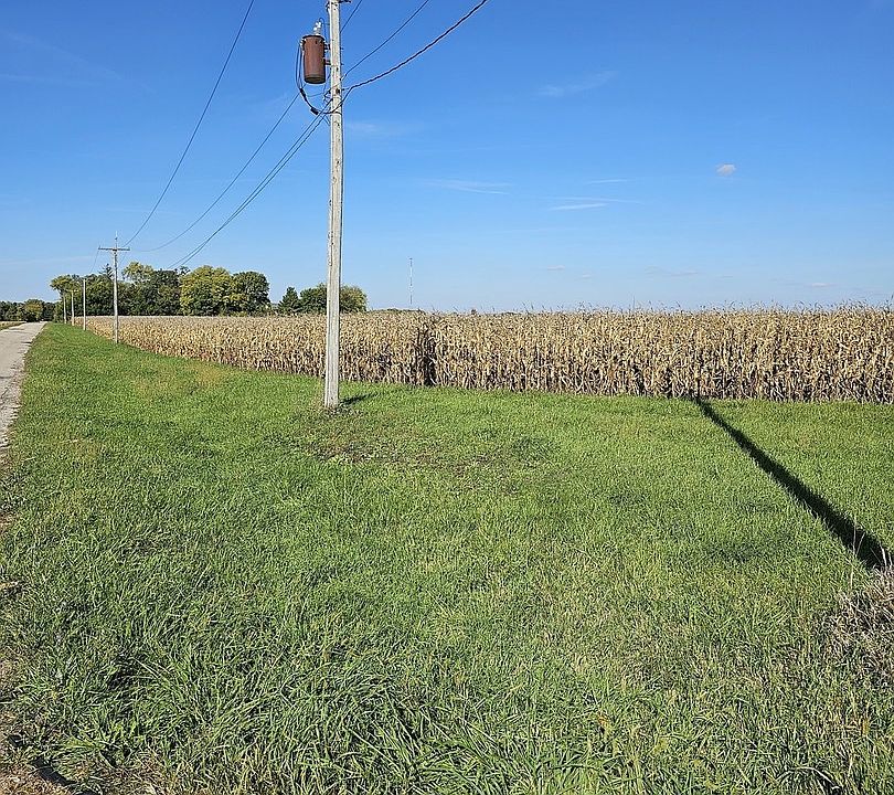2nd image of 780 S Dwight Rd