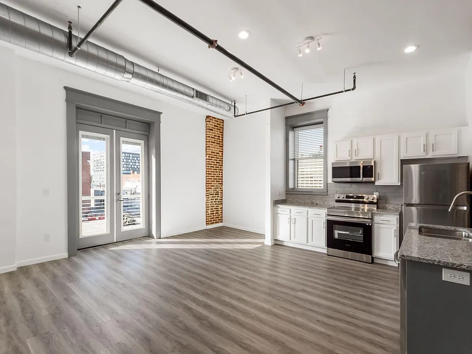 218 E Main St #3A