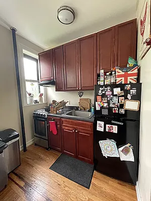 Rented by BRICK & GALO REALTY CORP | media 10