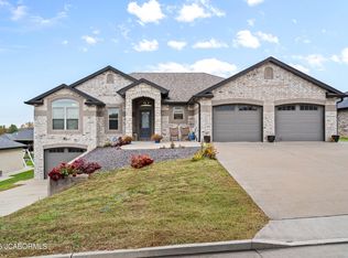 820 Ronan Ct, Jefferson City, MO 65109