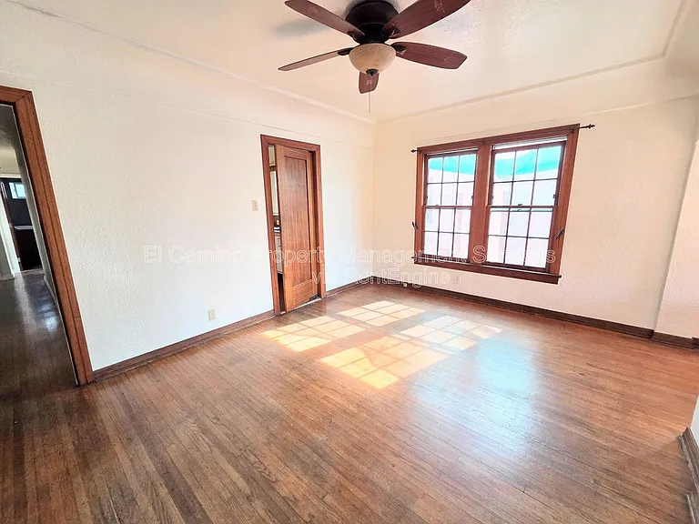 2068 San Francisco Ave — Photo 16