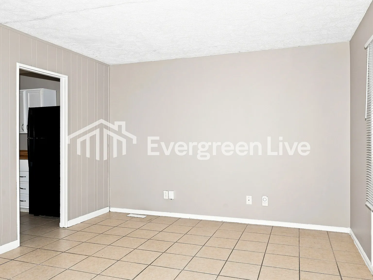3 bed, 2.0 bath, 1025 sqft, $1,395 — Photo 4