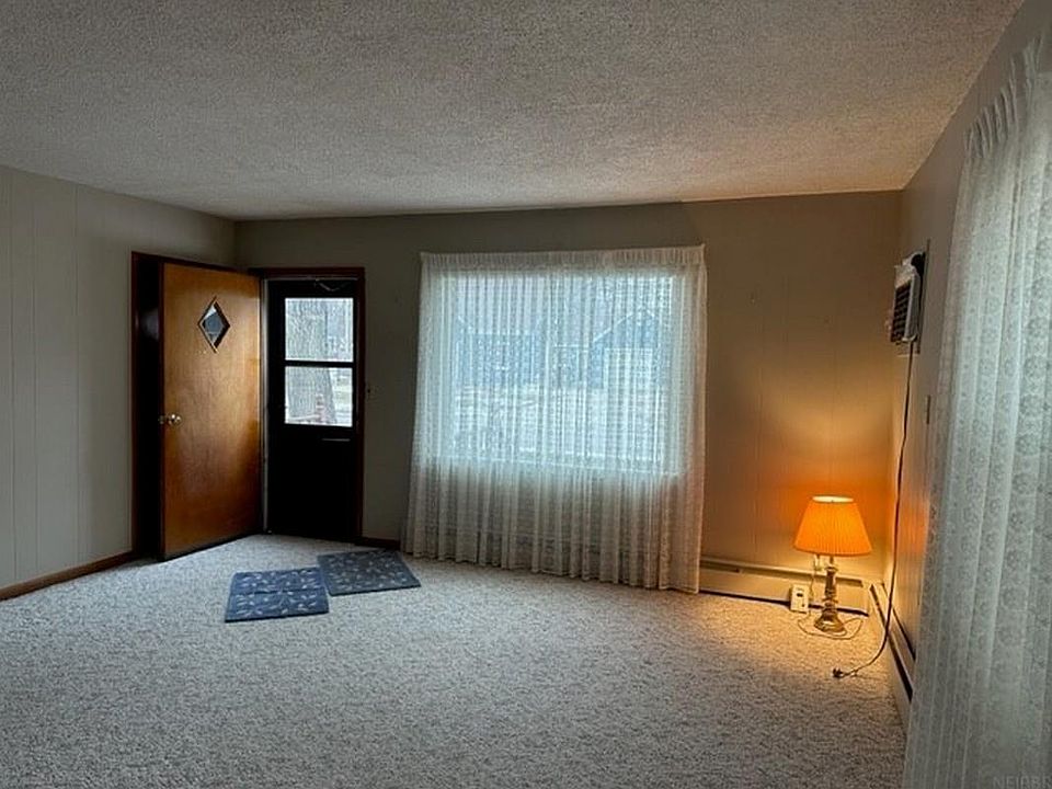 908 S Johnson St, Charles City, IA 50616 MLS 20230324 Zillow