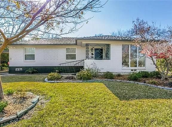 4th image of 2371 Fenestra Dr