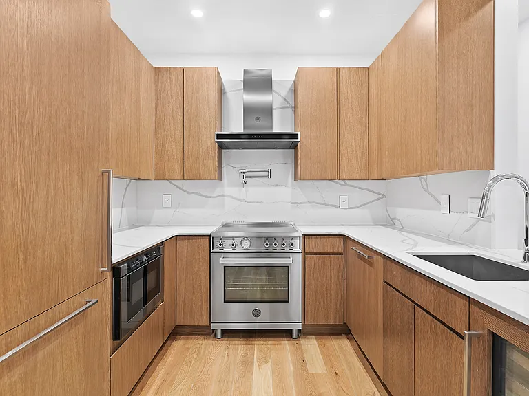 166 1st Ave #4 — Photo 12