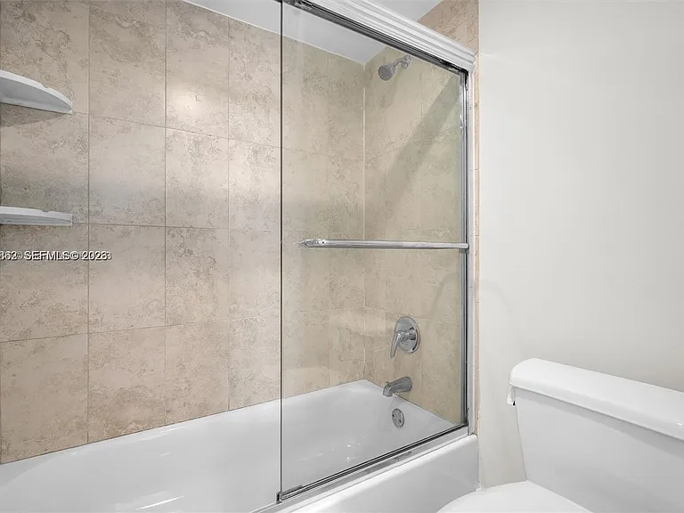 3625 N Country Club Dr #Penthouse 2 — Photo 19