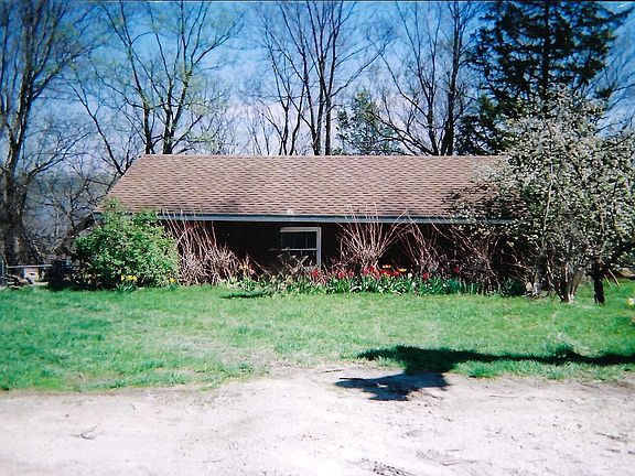 3rd image of 9226 Blue Ridge Rd