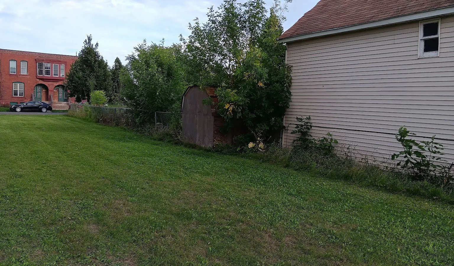 3 bed, 993 sqft, $1,595 — Photo 3