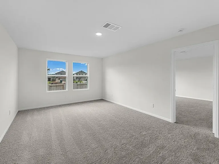 2110 Meadow Park Dr — Photo 12