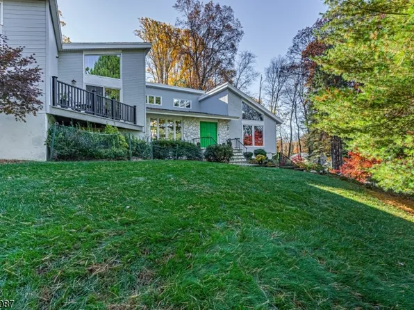 8 UNION HILL ROAD, Denville Twp., NJ 07834