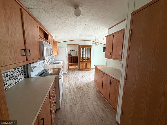 5th image of 608 Milltown Ave N