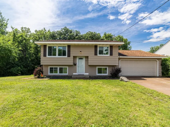 937 Hazelwood St, Saint Paul, MN 55106