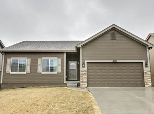 16417 Virginia St, Omaha, NE 68136