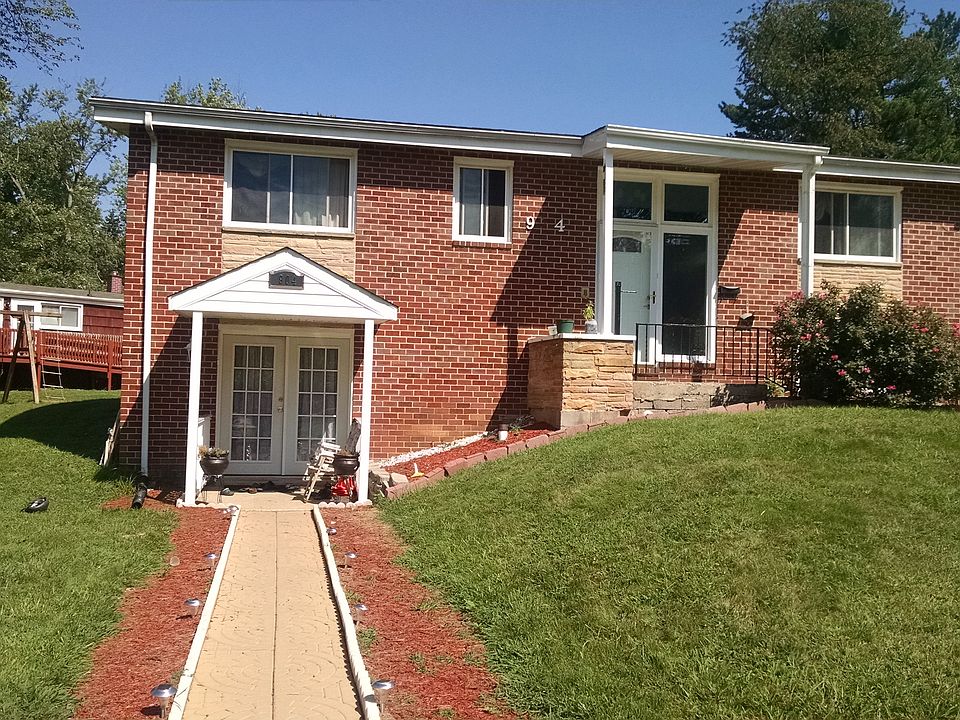 2nd image of 904 Bittersweet Rd