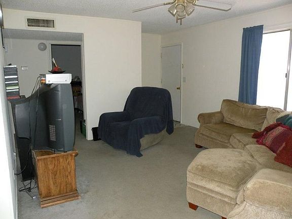 4th image of 2360 Lilac Ln