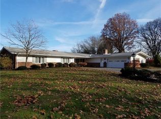 35 Morningside Dr, Greensburg, PA
