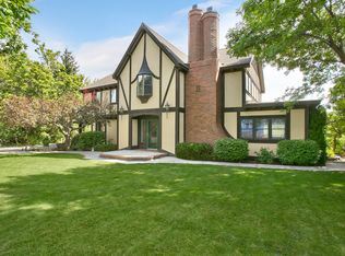 624 Pleasant Valley Rd, Yakima, WA 98908