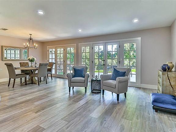 4th image of 32324 Saddle Mountain Dr