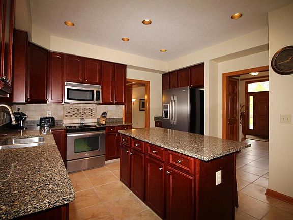 5th image of 5553 Fawnbrook Ln