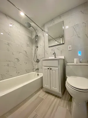 Rented by Dynamik Realty | media 13