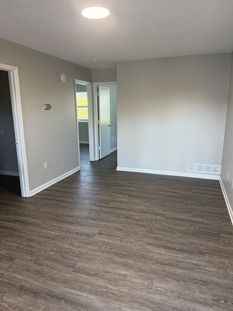 430 Gibson Lane — Photo 3