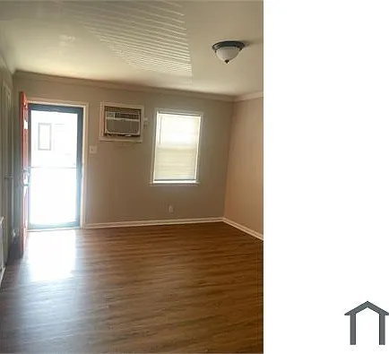 1 bed, 500 sqft, $895 — Photo 3
