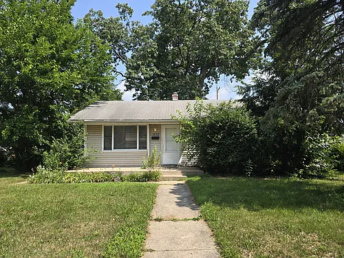 1737 E Bowman St Photo 1