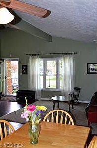 3rd image of 1833 Glenwood Dr