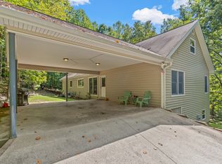 4080 Stonewall Tell Rd, Atlanta, GA 30349