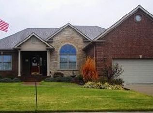 216 Juniper Dr, Nicholasville, KY 40356
