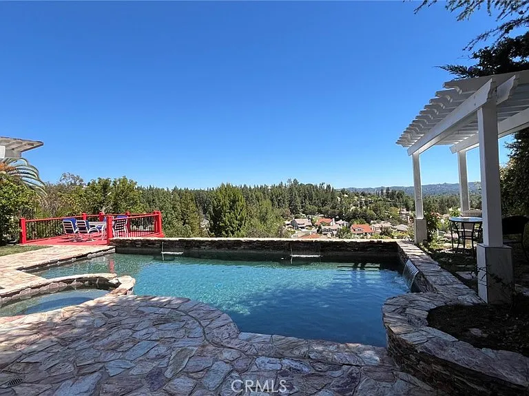 24574 Indian Hill Ln — Photo 19