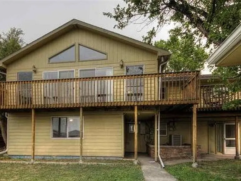 123 E Custer St — Photo 1